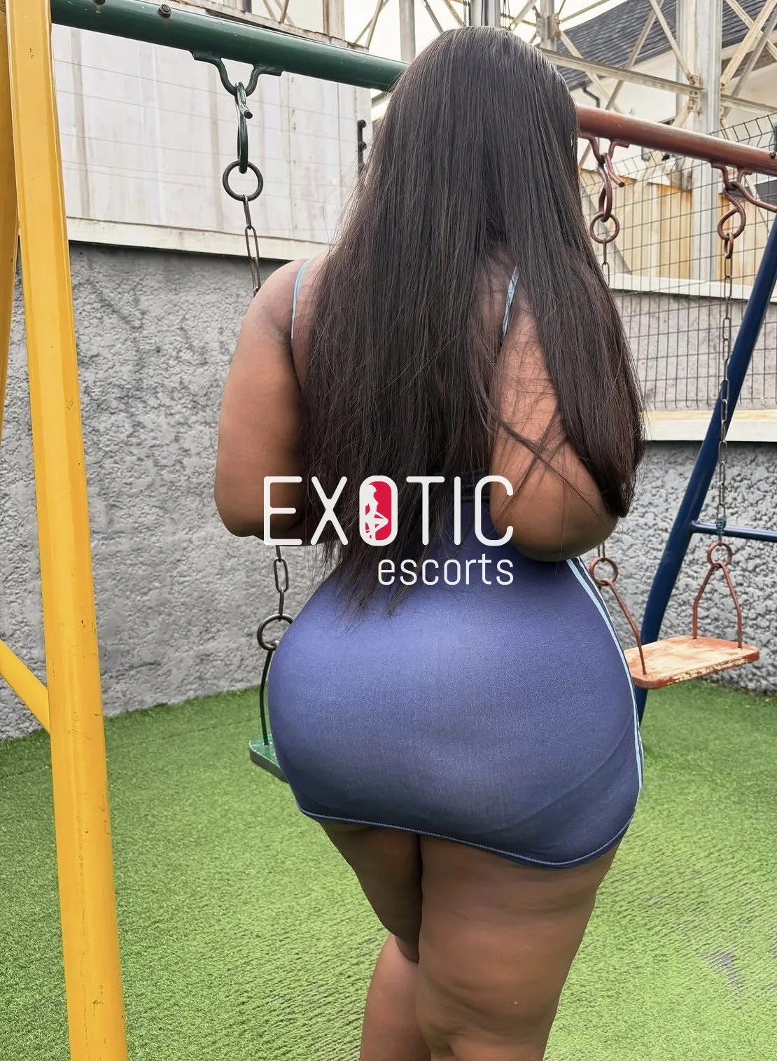 Session Sexcam Live HD Privée & Sécurisée · InesPrestige
